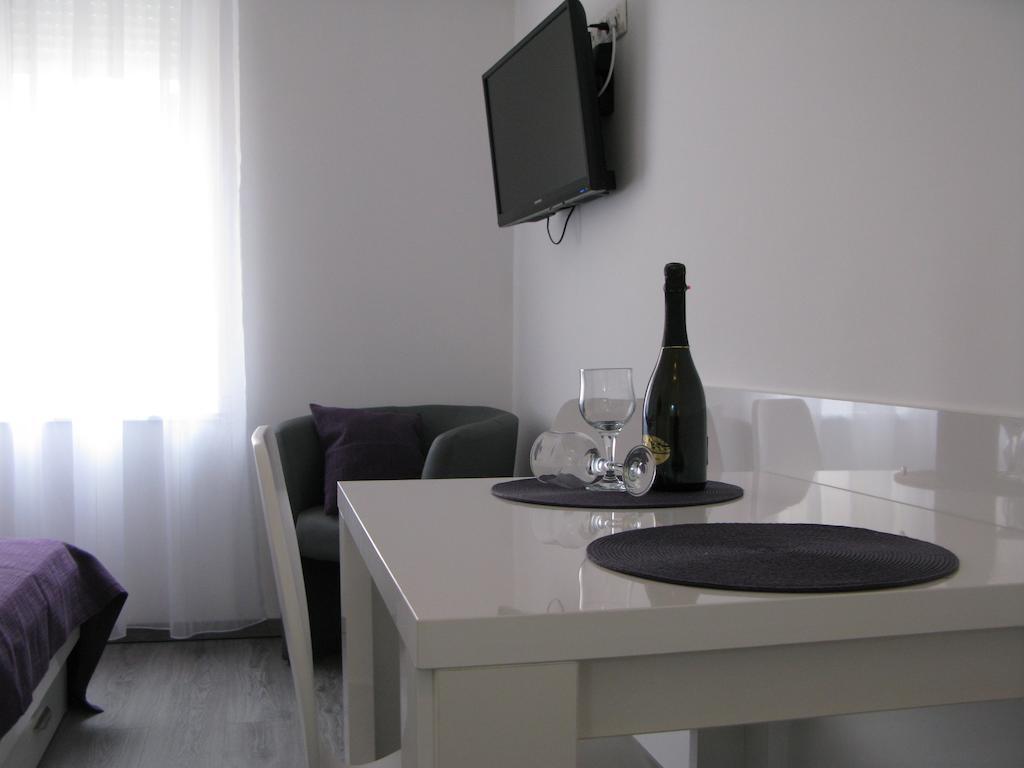 Downtown Main Street Studio Zadar Quarto foto